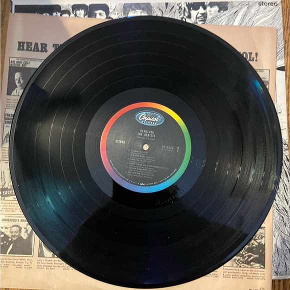 The Beatles "Revolver"  CAPITOL ST 2576 LP RECORD
Jacksonville RIAA #4 - Picture 10 of 14